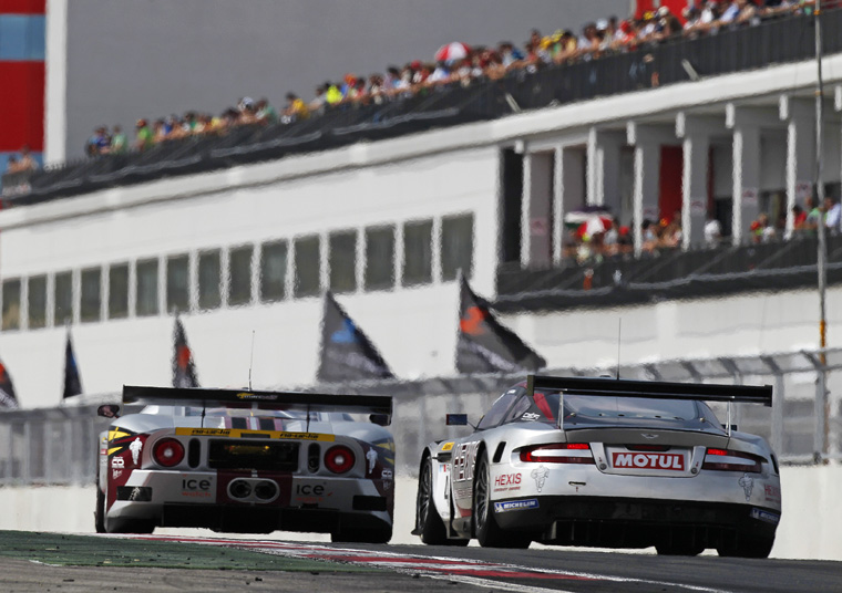 Aston Martin DBR9 & Ford GT Race Scene Picture